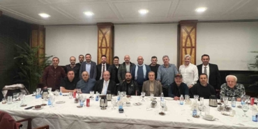 necati-demirkoldan-geleneksel-iftar-yemegi-DZwJTbZZ.jpg