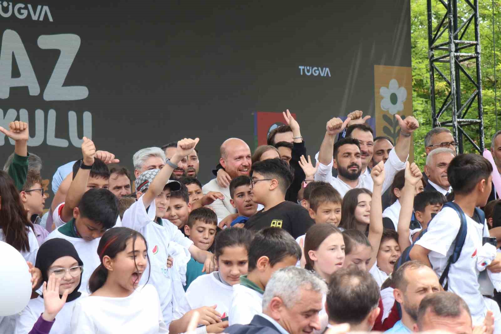 necmettin bilal erdogandan genclere dunyaya damgasini vuran turkiyeyi sizler insa edeceksiniz 4 1i7KMe7a