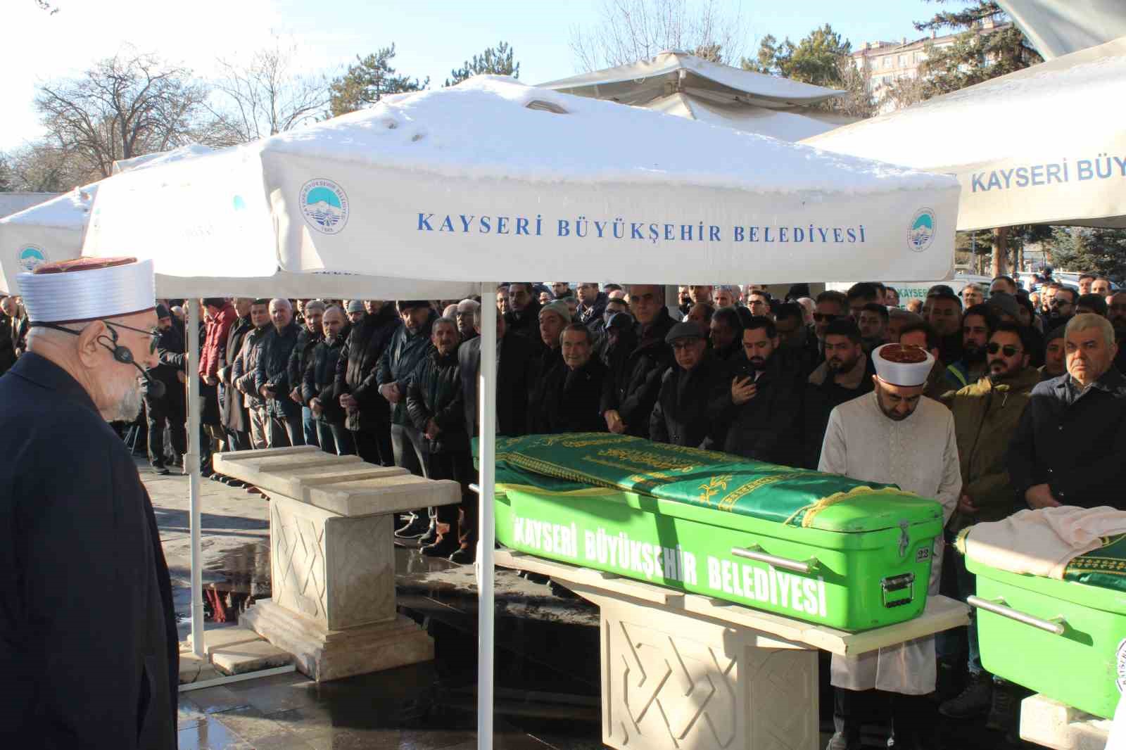 necmettin nursacanin aci gunu 1 F4hZN7lj