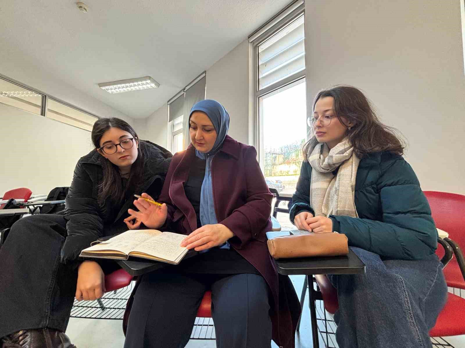 neden olmasin dedi 45 yasinda universite hayaline kavustu 1 bKrCOpp6