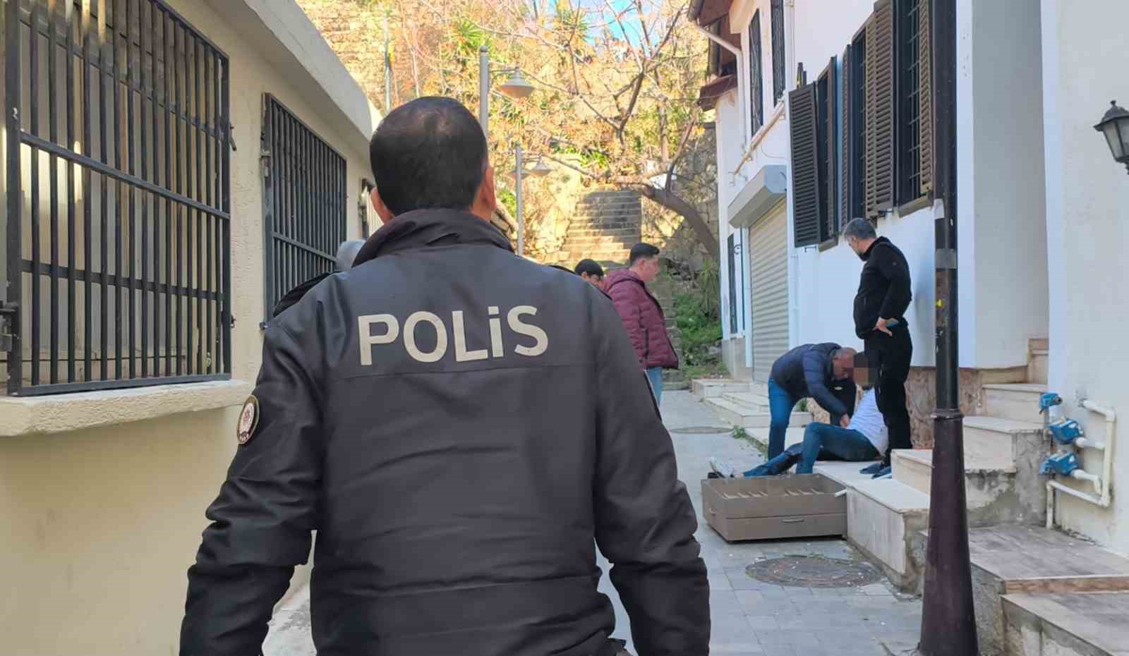 neden video cekiyorsun tartismasi kanli bitti 3 yarali 4 BwZsc8sC