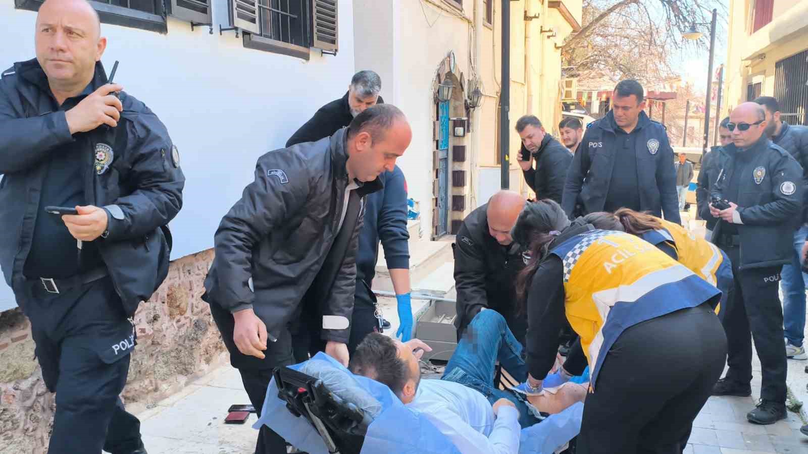 neden video cekiyorsun tartismasi kanli bitti 3 yarali 6 int5E4d6