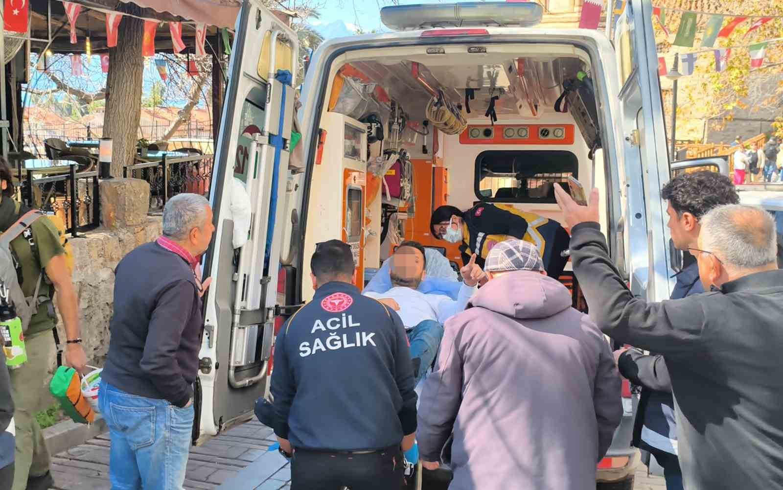 neden video cekiyorsun tartismasi kanli bitti 3 yarali 7 1B8PjKVS