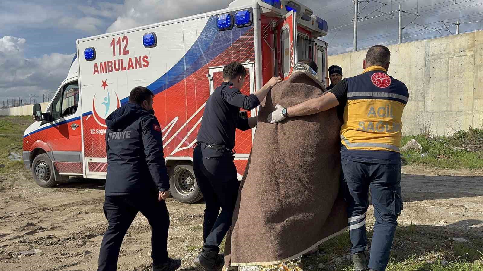 nehre dusen kisiyi kurtarmak icin zamanla yaris can pazari yasandi 3 ADnkz9wS