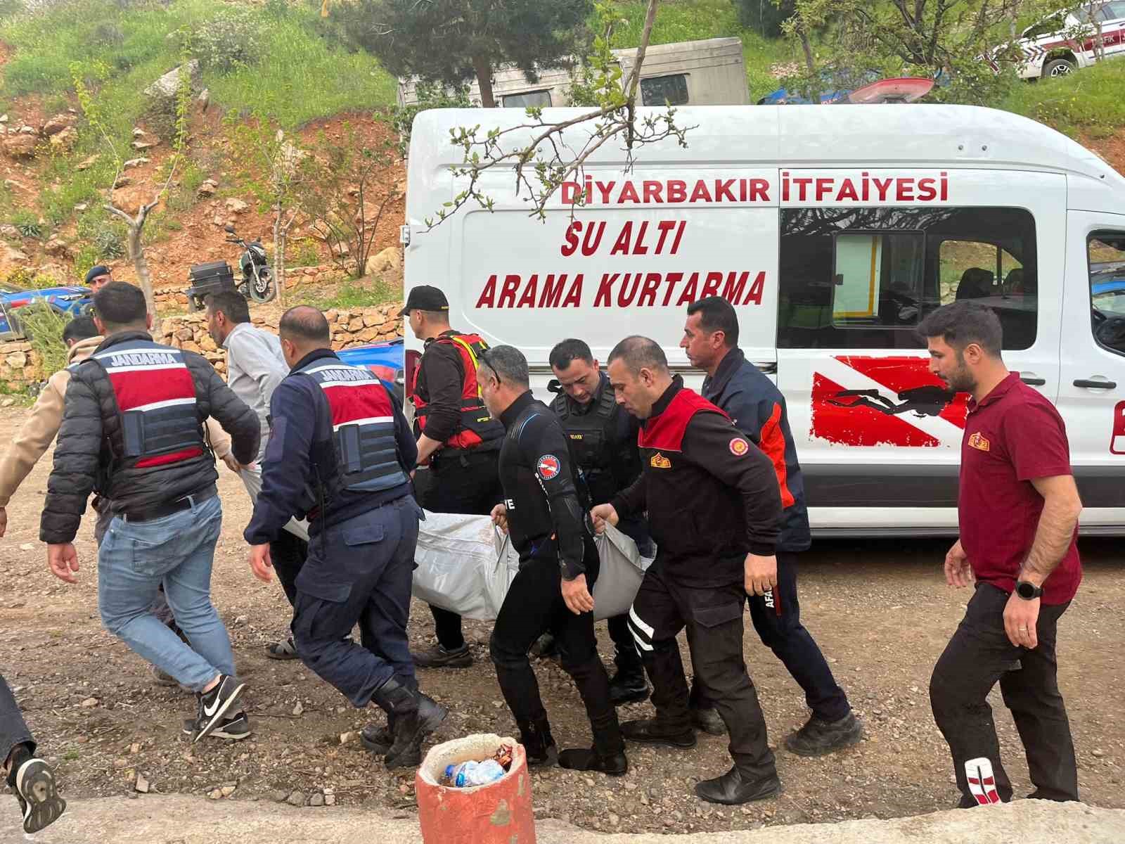 nehre dusen sahsin cansiz bedenine ulasildi 2 Mp5J8vyZ