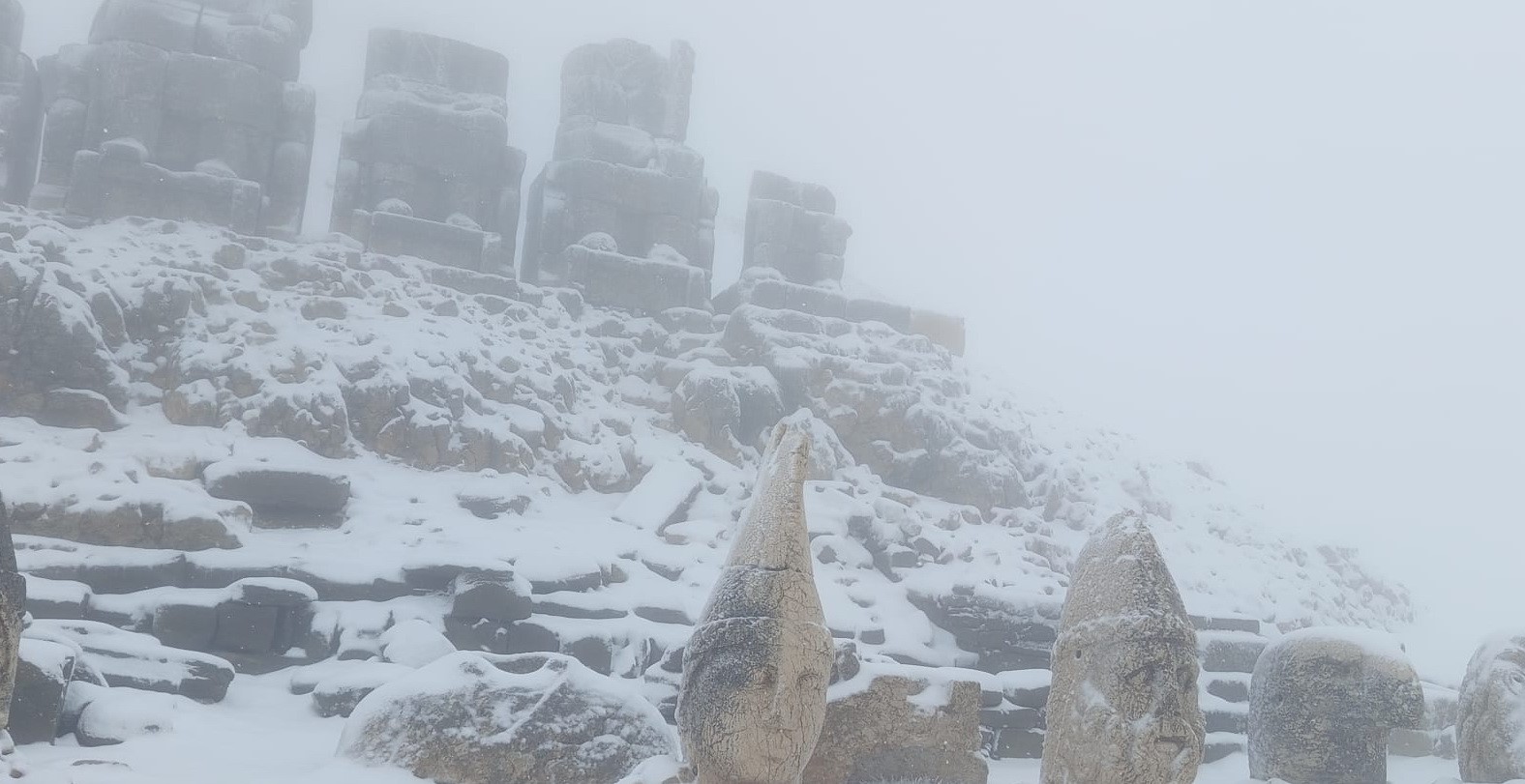 nemrut daginda mayista kar surprizi 3 gaWPnH81