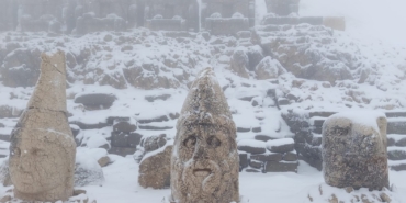 nemrut-daginda-mayista-kar-surprizi-IQ2Ua5Qk.jpg