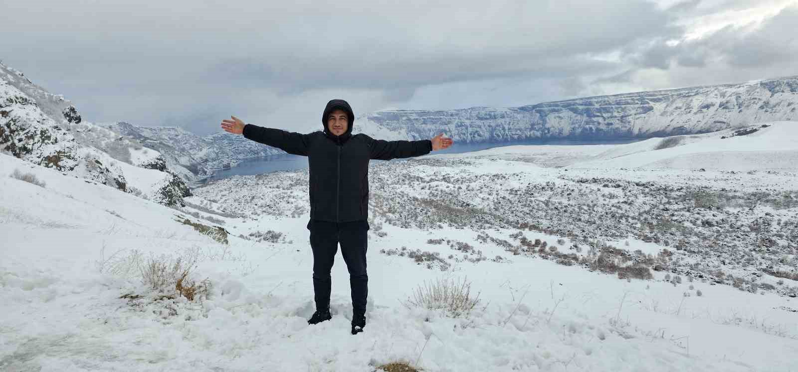 nemrut kalderasi beyaz gelinligini giydi 2 9MJf23W7