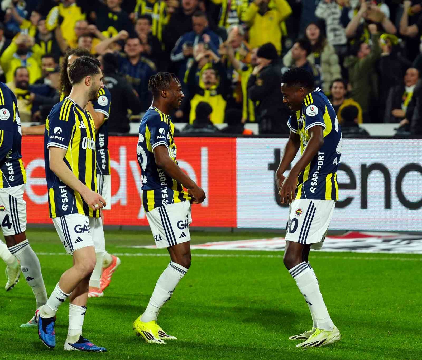 nene bu sezonki 4 golune ulasti 2 biN68y7t