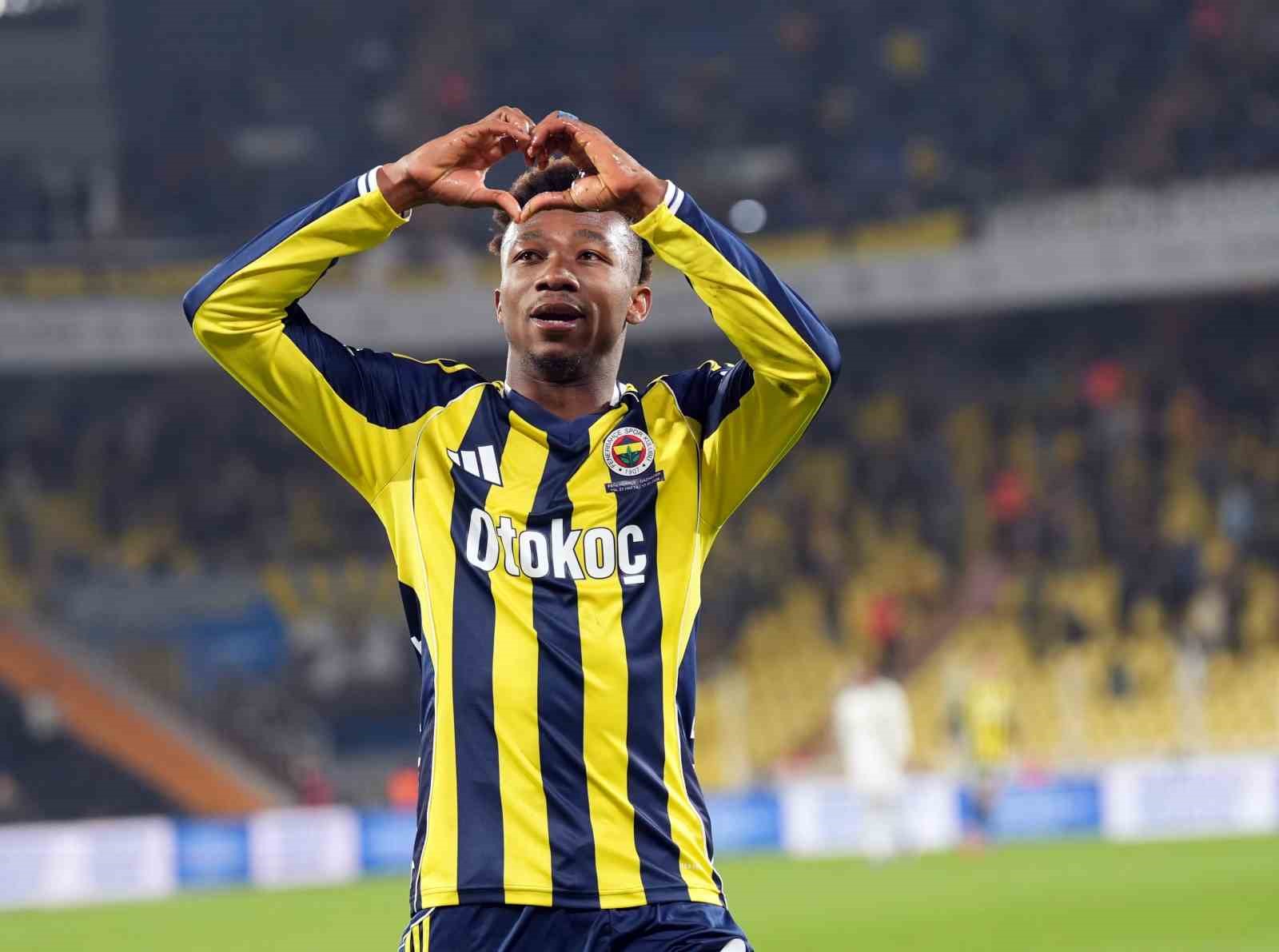 neneden gaziantep fk karsisinda hat trick 4 M2sCAhGT