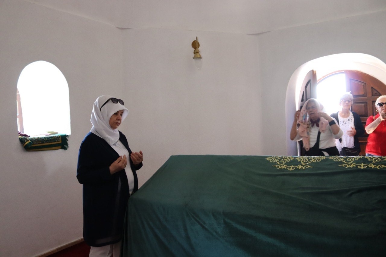 nenehatun mezunlari yarim asir sonra dunyanin merkezi corumda bulustu 7 9JBa5HUk