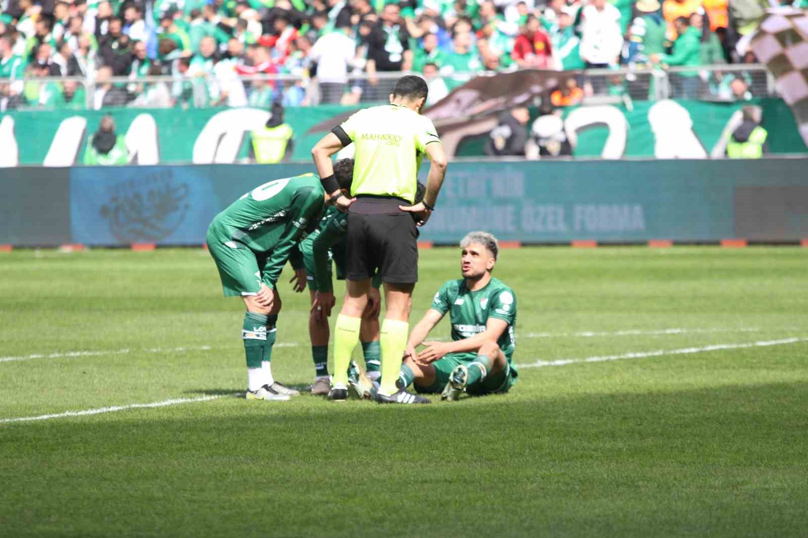 Nesine 2. Lig: Ankara Demirspor: 0 - Bursaspor: 1 (İlk yarı) 10 nesine 2 lig ankara demirspor 0 bursaspor 1 ilk yari 6 VZ493B3c