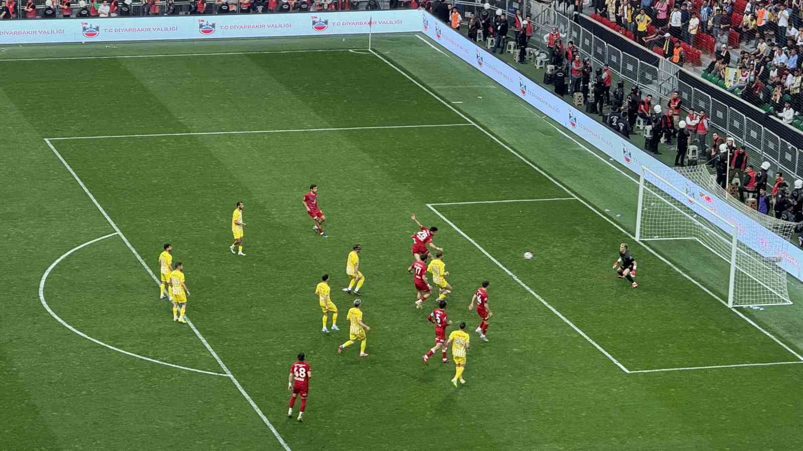 Nesine 2. Lig Yükselme Play-off Finali: Mardin 1969 Spor: 2 - Muş Spor: 1 5 nesine 2 lig yukselme play off finali mardin 1969 spor 2 mus spor 1 q4rfU9NM