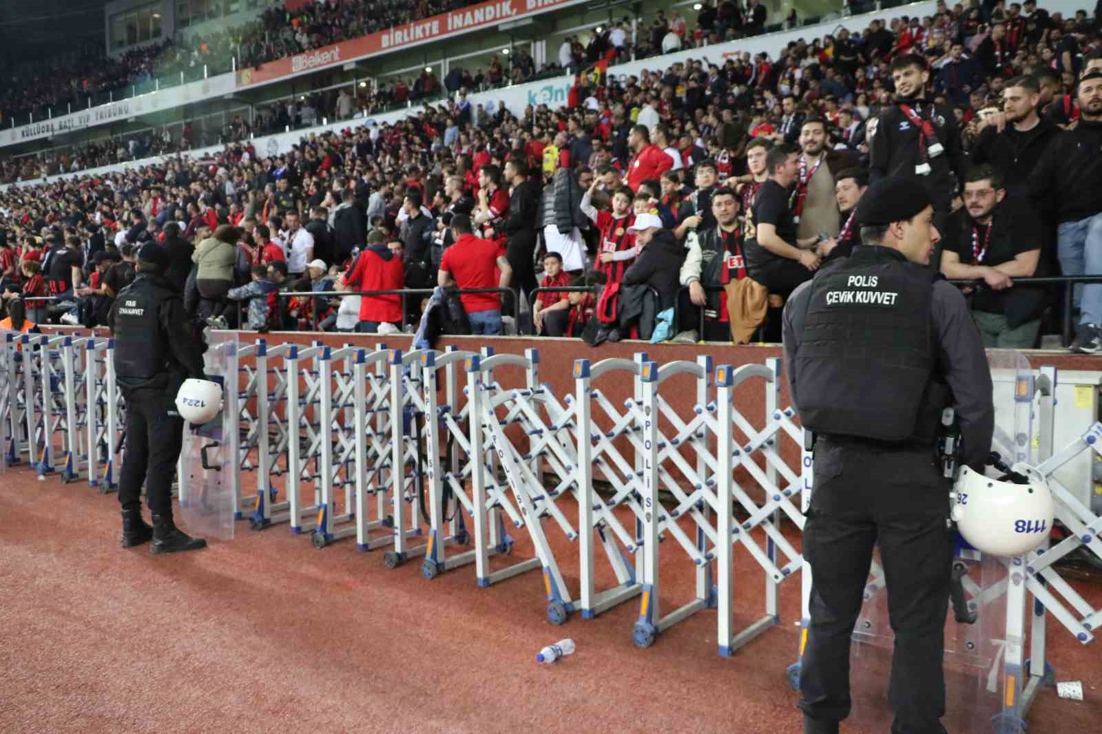 Nesine 3. Lig: Eskişehirspor: 0 - Ayvalıkgücü Belediyespor: 0 23 nesine 3 lig eskisehirspor 0 ayvalikgucu belediyespor 0 19 O8kOY5ad