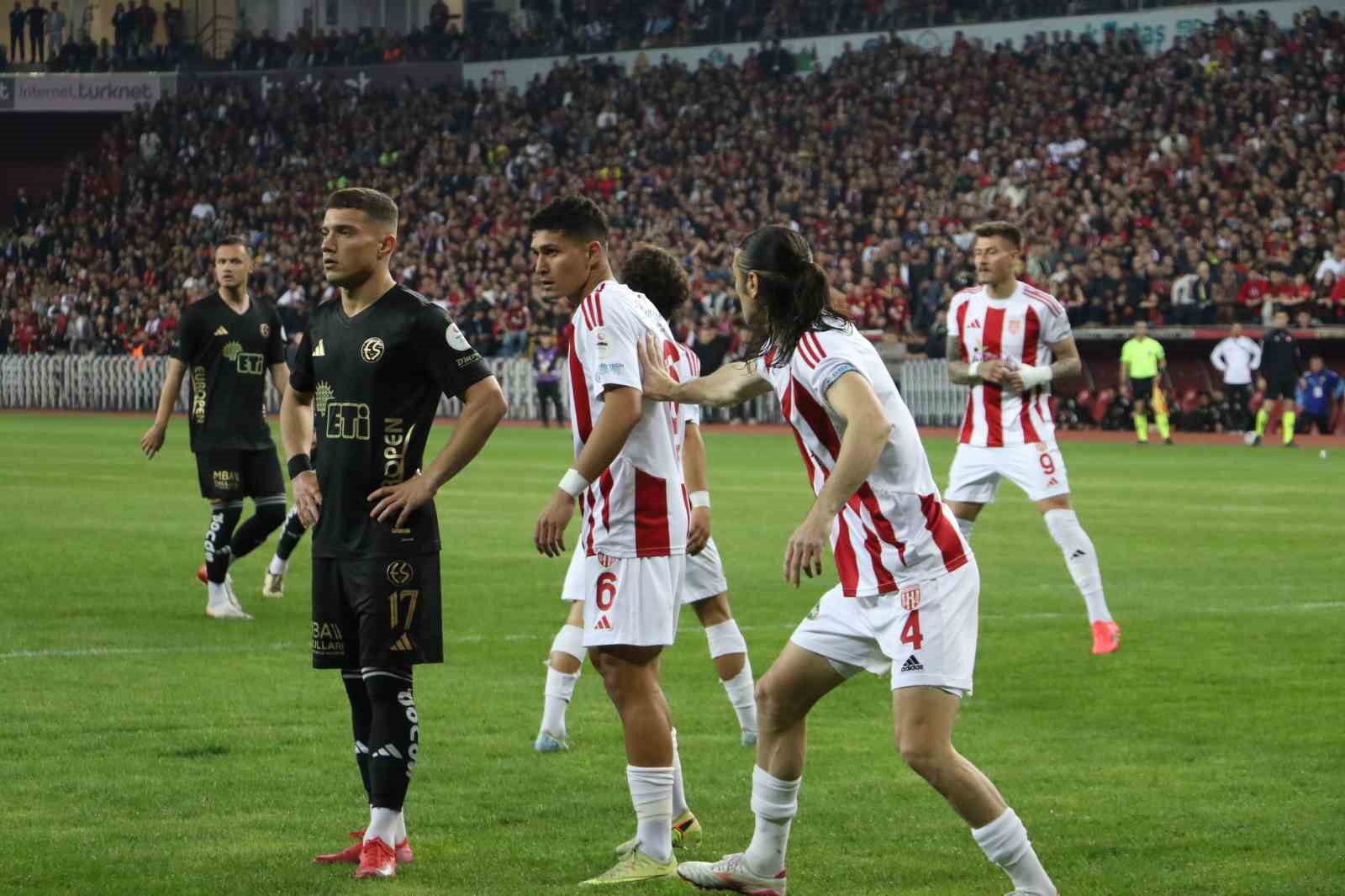 Nesine 3. Lig: Eskişehirspor: 0 - Ayvalıkgücü Belediyespor: 0 6 nesine 3 lig eskisehirspor 0 ayvalikgucu belediyespor 0 2 SkTbuDZF