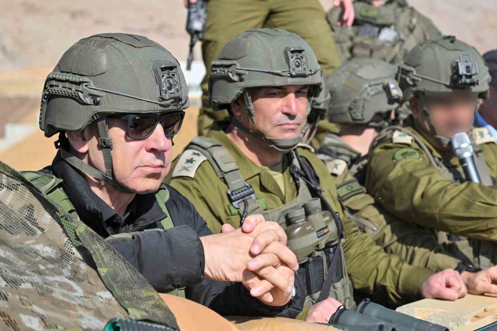 netanyahu suriyenin guneyinde israil isgali altindaki bolgeye gitti 1 Z1KUN331