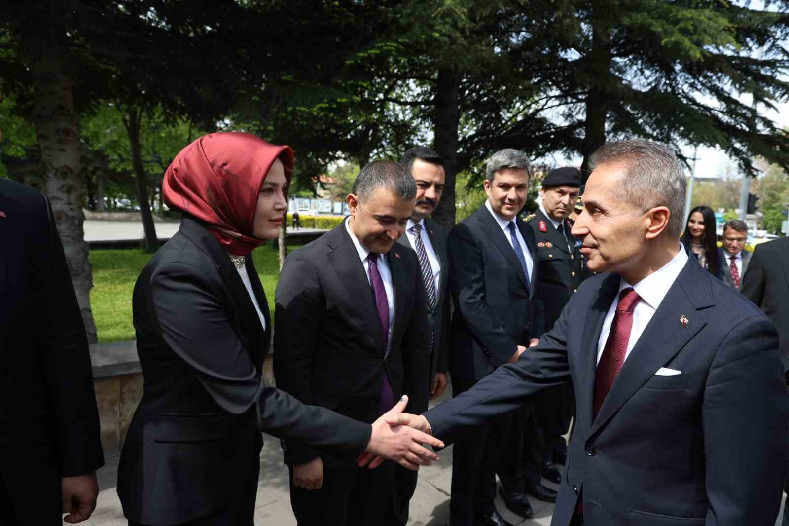 nevsehir valisi huseyin kok gorevine basladi 1 trgFAUth