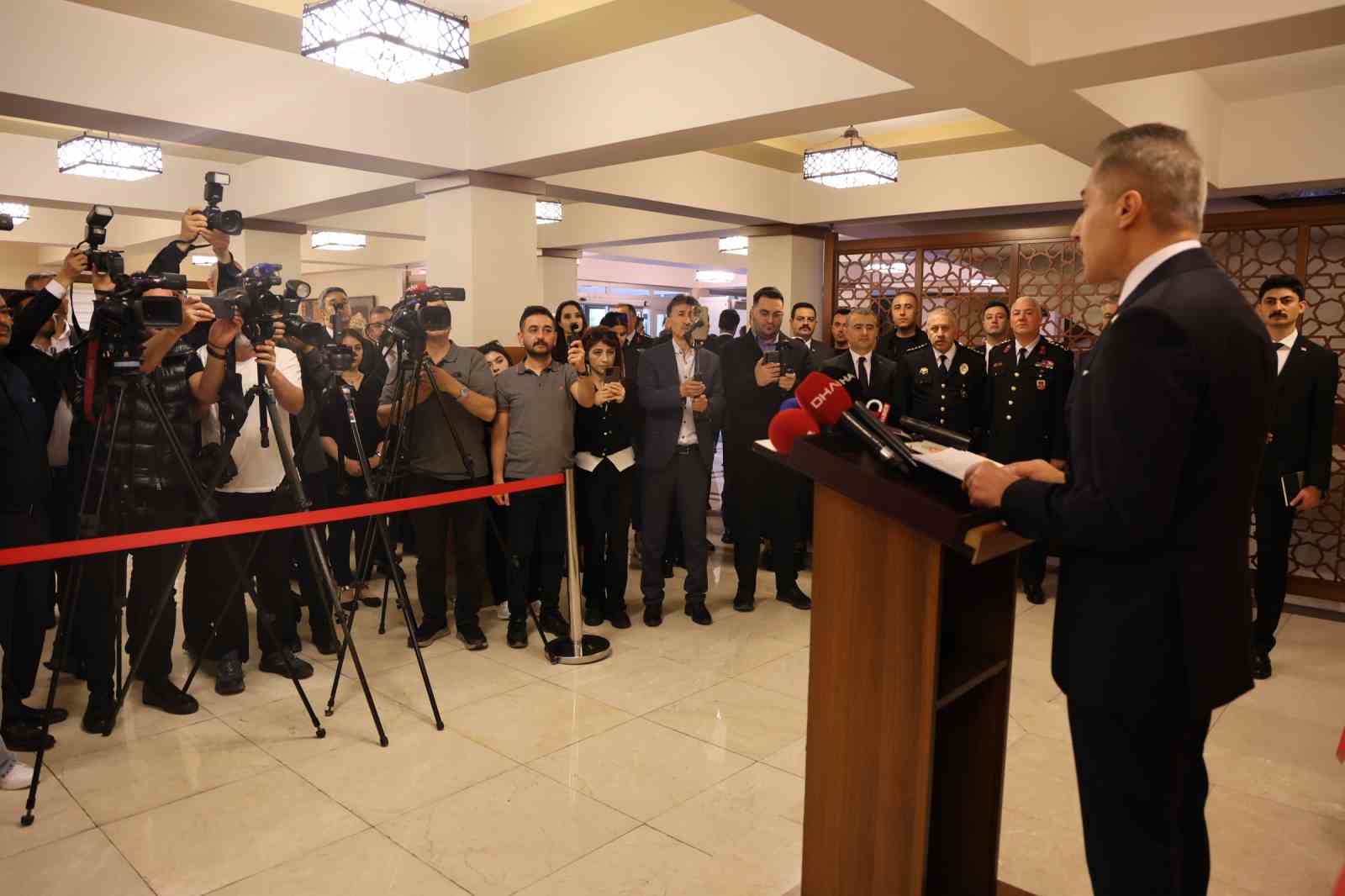 nevsehir valisi huseyin kok gorevine basladi 3 sSPYqGD2