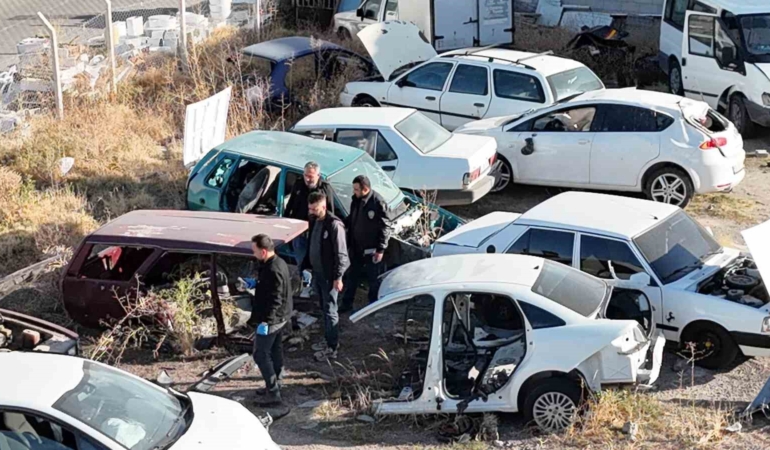 nevsehirde-agir-hasarli-araclari-change-yapan-ceteye-operasyon-8-gozalti-8Fs3mNjV.jpg