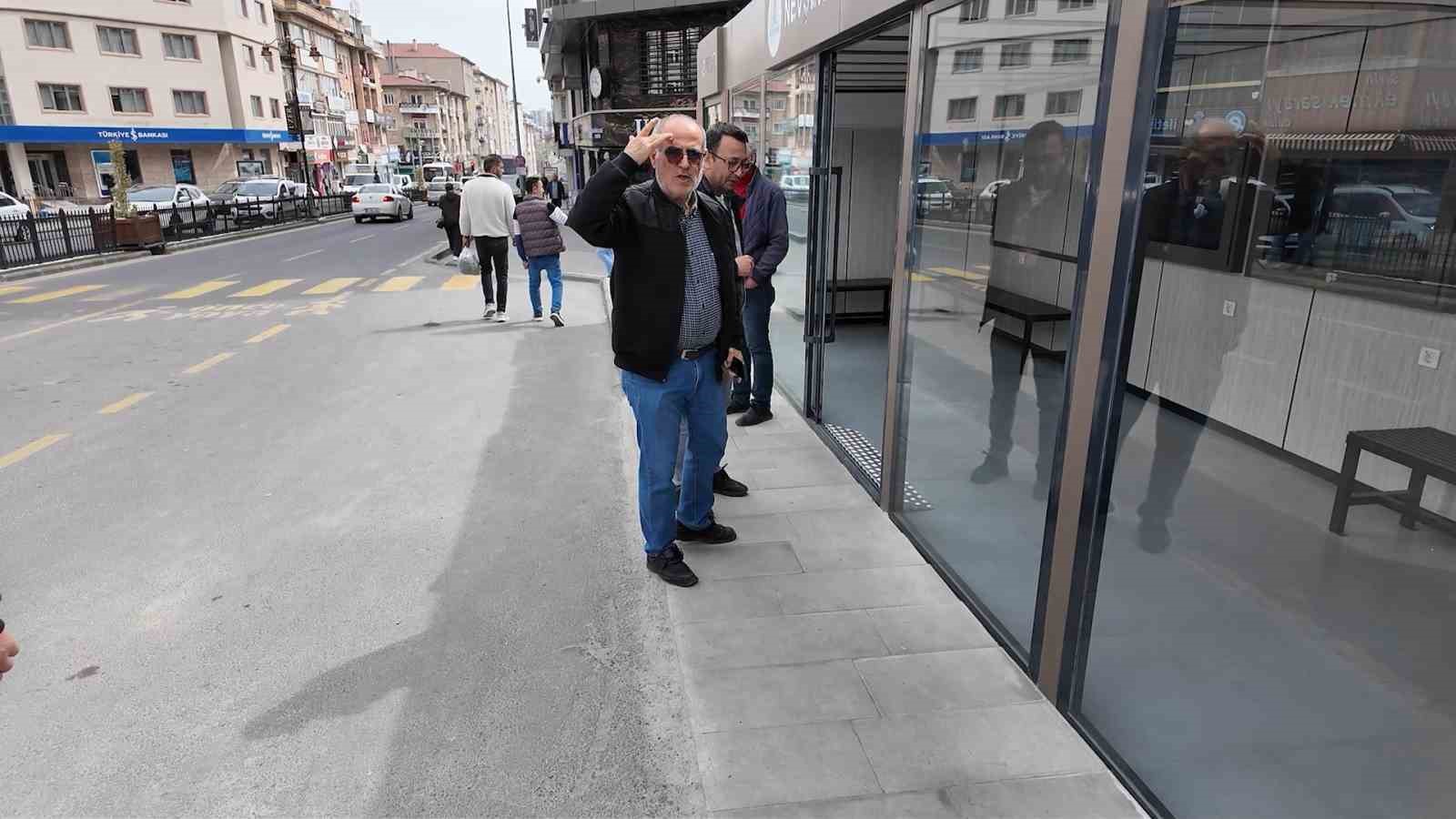 nevsehirde akilli durak kazasi kameralara yansidi 1 kbK4XIfr