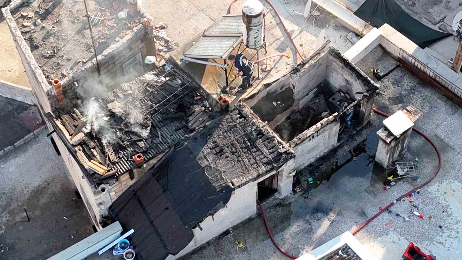 nevsehirde cati yangini korkuttu 2