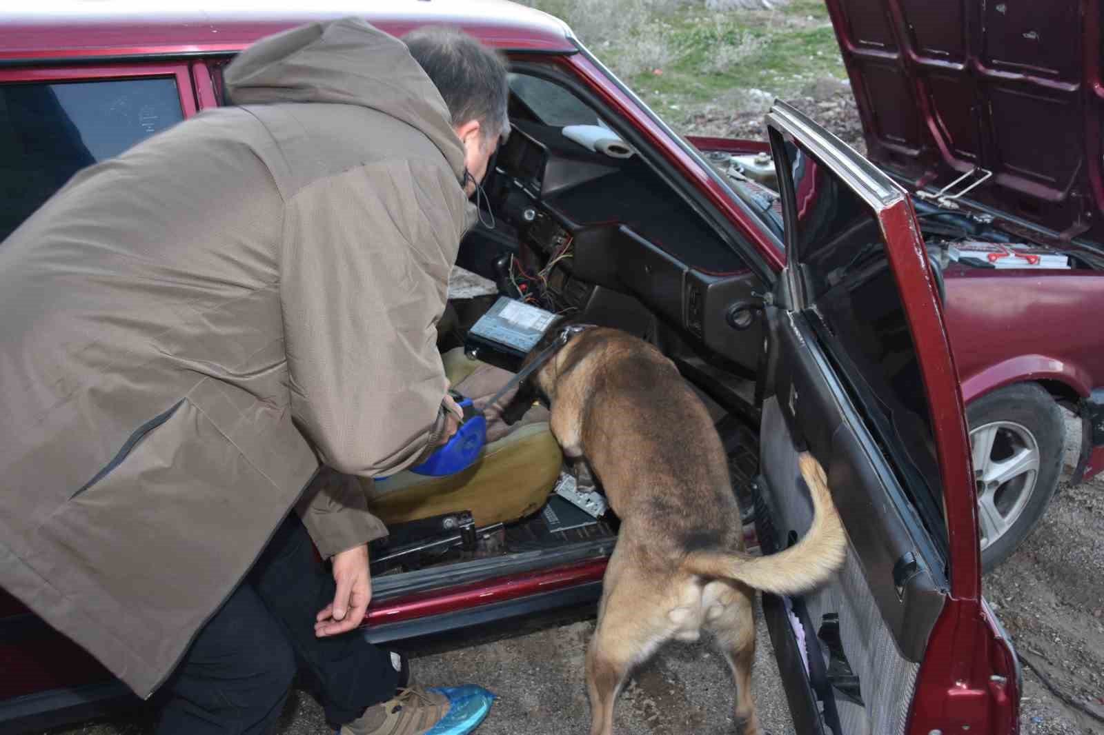 nevsehirde helikopter destekli narkotik operasyonu 4 ABAp7F6X