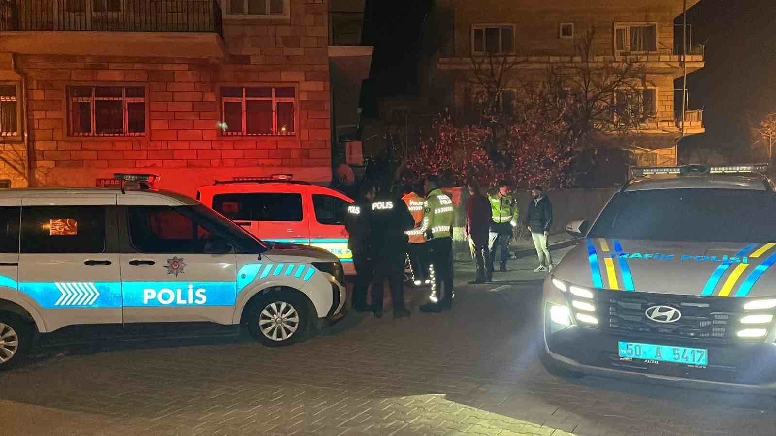 nevsehirde ilginc olay kaza sonrasi arkadasi araci kacirdi 1