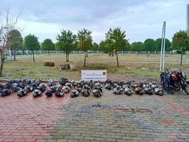 nevsehirde motosiklet saselerini kaziyan sahislara operasyon 2 gozalti 0