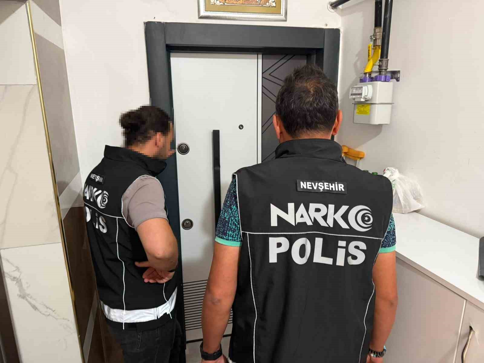 nevsehirde narkotik operasyonu 11 gozalti 2