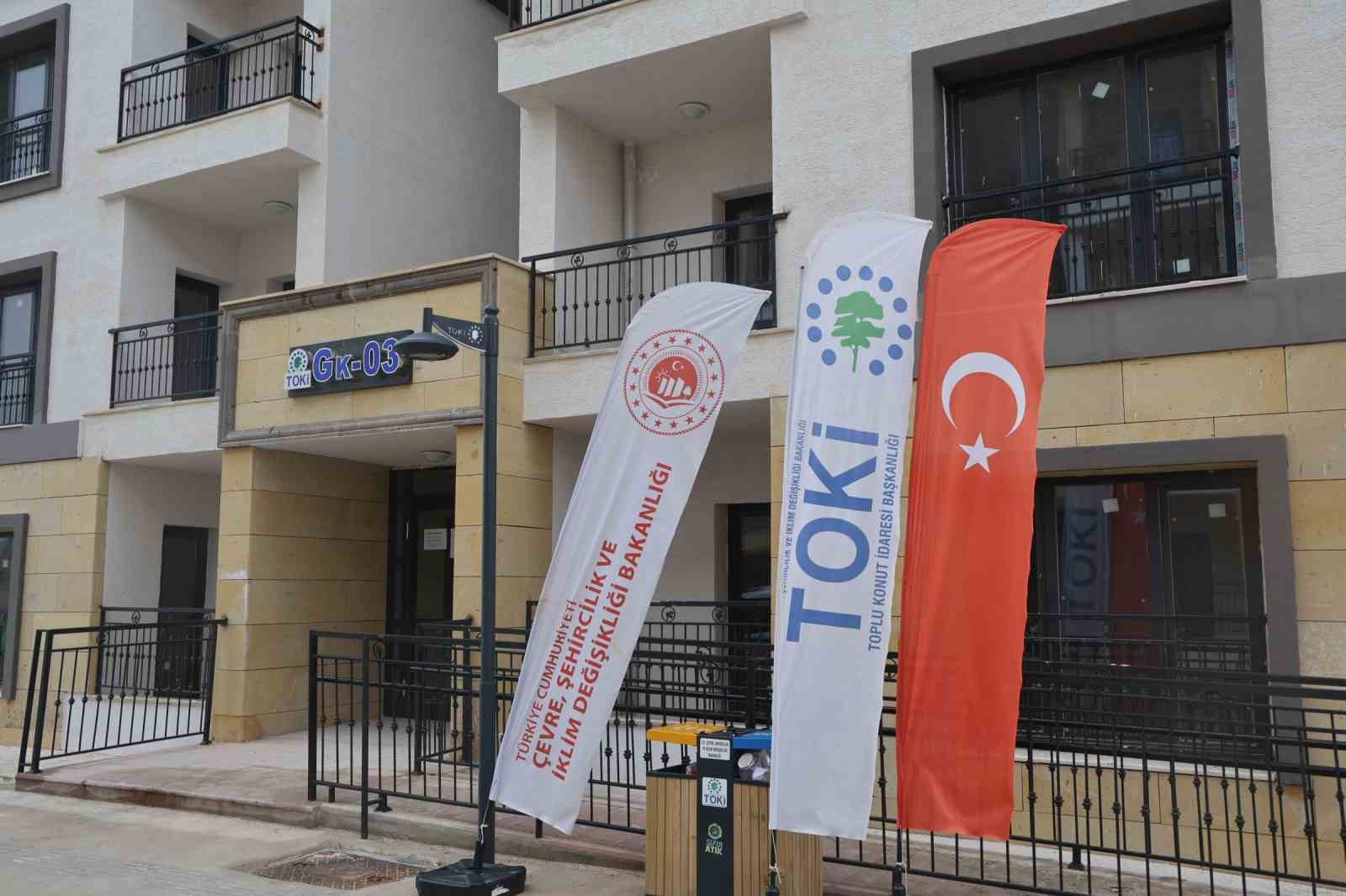 nevsehirde toki konutlari hak sahiplerine teslim edildi 6 Xbt4eaAq
