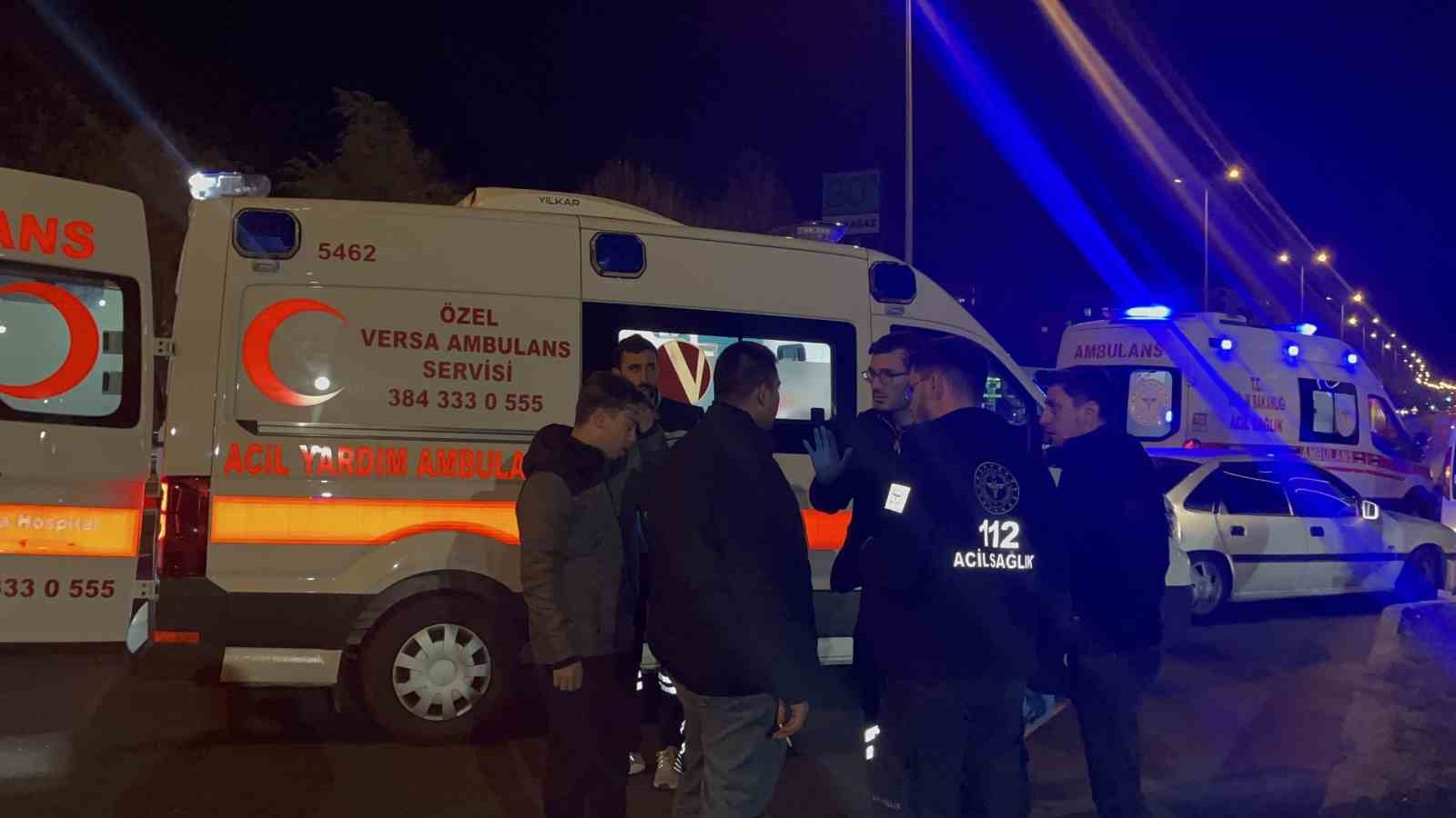 nevsehirde trafik kazasi 4 yarali 2 vrJNR9mh