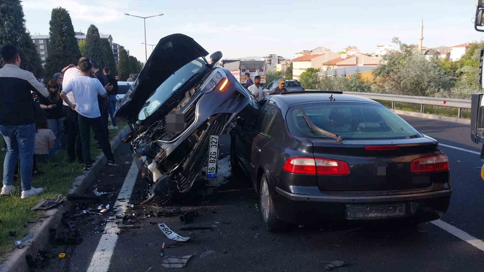 nevsehirde zincirleme kaza 5 yarali 1 aMX2HNwp