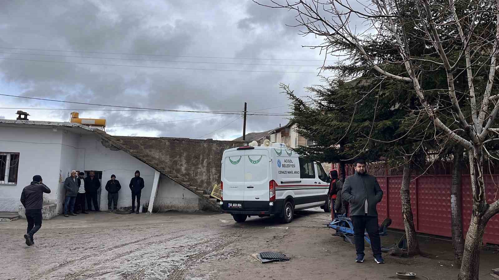 nevsehirdeki faciada aci detay bebegi uyumadigi icin agabeyini aramis 6 UhzHY8zp