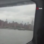 new-york-semalarinda-seyreden-deniz-ucagi-nehre-sert-inis-yapti-2-yarali-RVzHTI4W.jpg