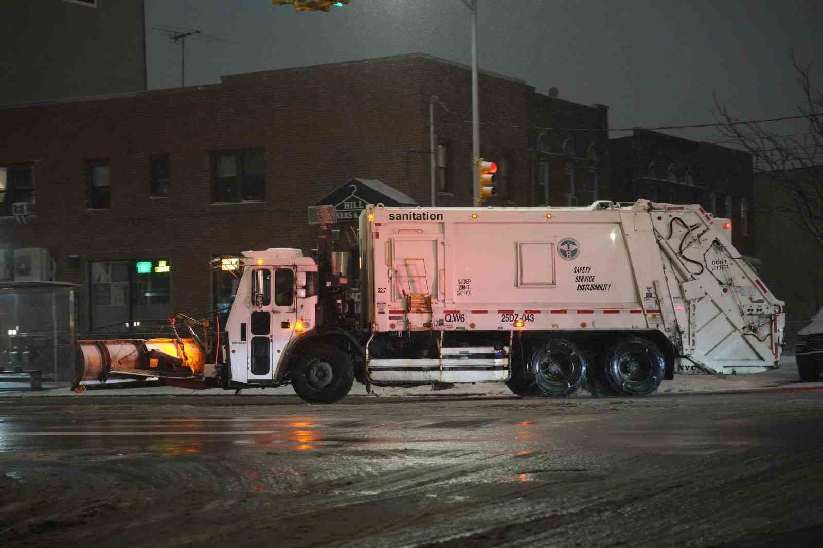 new york ve new jerseyi kar firtinasi vurdu acil durum ilan edildi 2 UiNR83Op