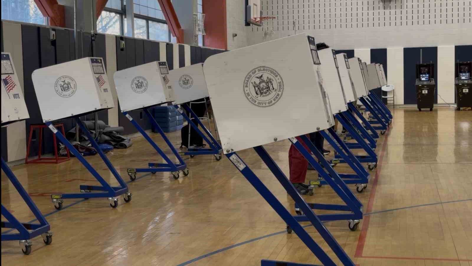new york yeni belediye baskanini secmek icin sandik basinda 3 3YOrbQui