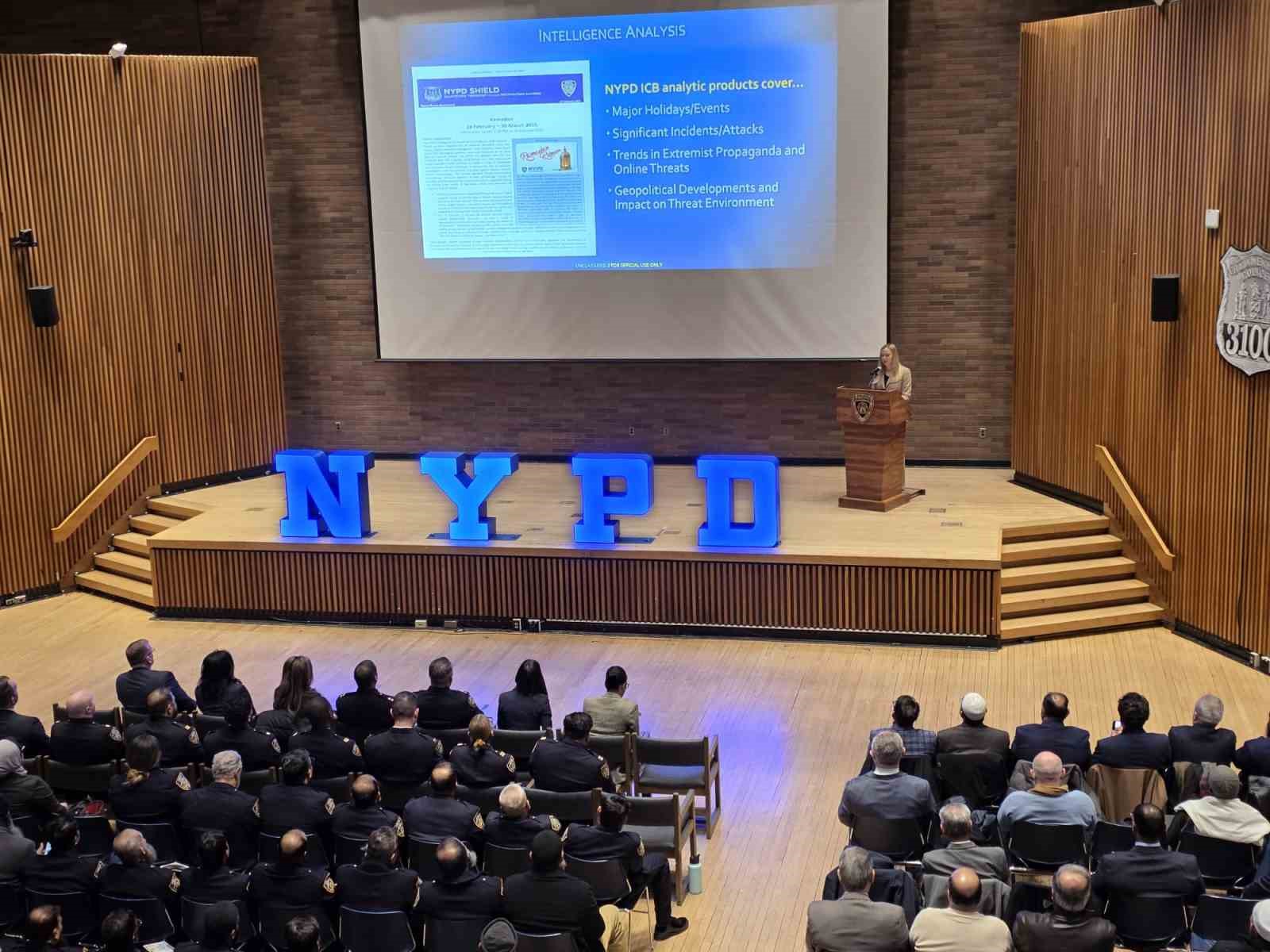 new yorkta ramazan icin guvenlik hazirligi 4 CEsEpp4h
