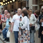 new-yorkta-trumpin-dogum-gununde-protesto-konseri-W6ROEQQz.jpg