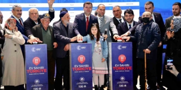 nigdede-2-bin-604-sosyal-konutun-hak-sahipleri-kura-ile-belirlendi-TaCt8YCU.jpg