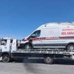 nigdede-ambulans-ile-otomobil-carpisti-3u-saglik-calisani-5-yarali-dN2ybSXp.jpg