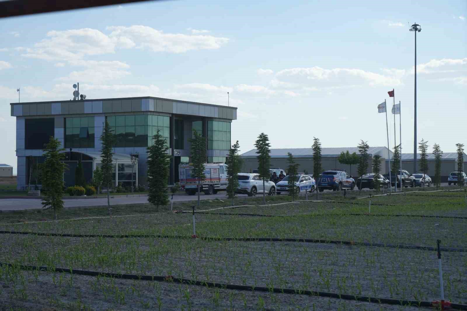 nigdede havai fisek fabrikasinda patlama yaralilar var 1 7OECtOGG