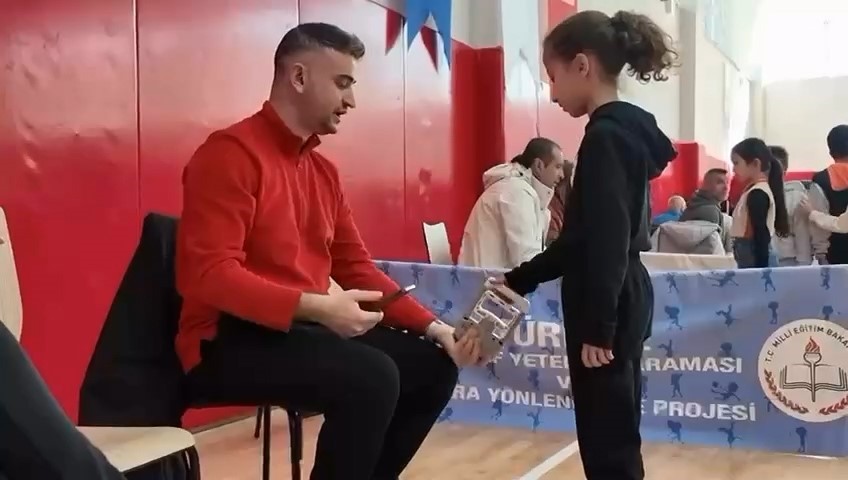 nigdede yaklasik 6 bin ogrencinin spor yetenegi kesfediliyor 6 B88VCnaC