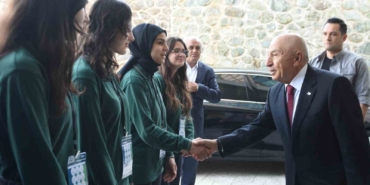 nihat-ozdemir-trabzonda-ogrencilerle-bulustu-VlPXFh9M.jpg