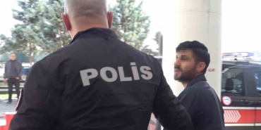 nikahsiz-birliktelikten-dogan-bebekle-fotograf-paylasan-cift-hastanede-bicaklandi-ULRBMW9q.jpg