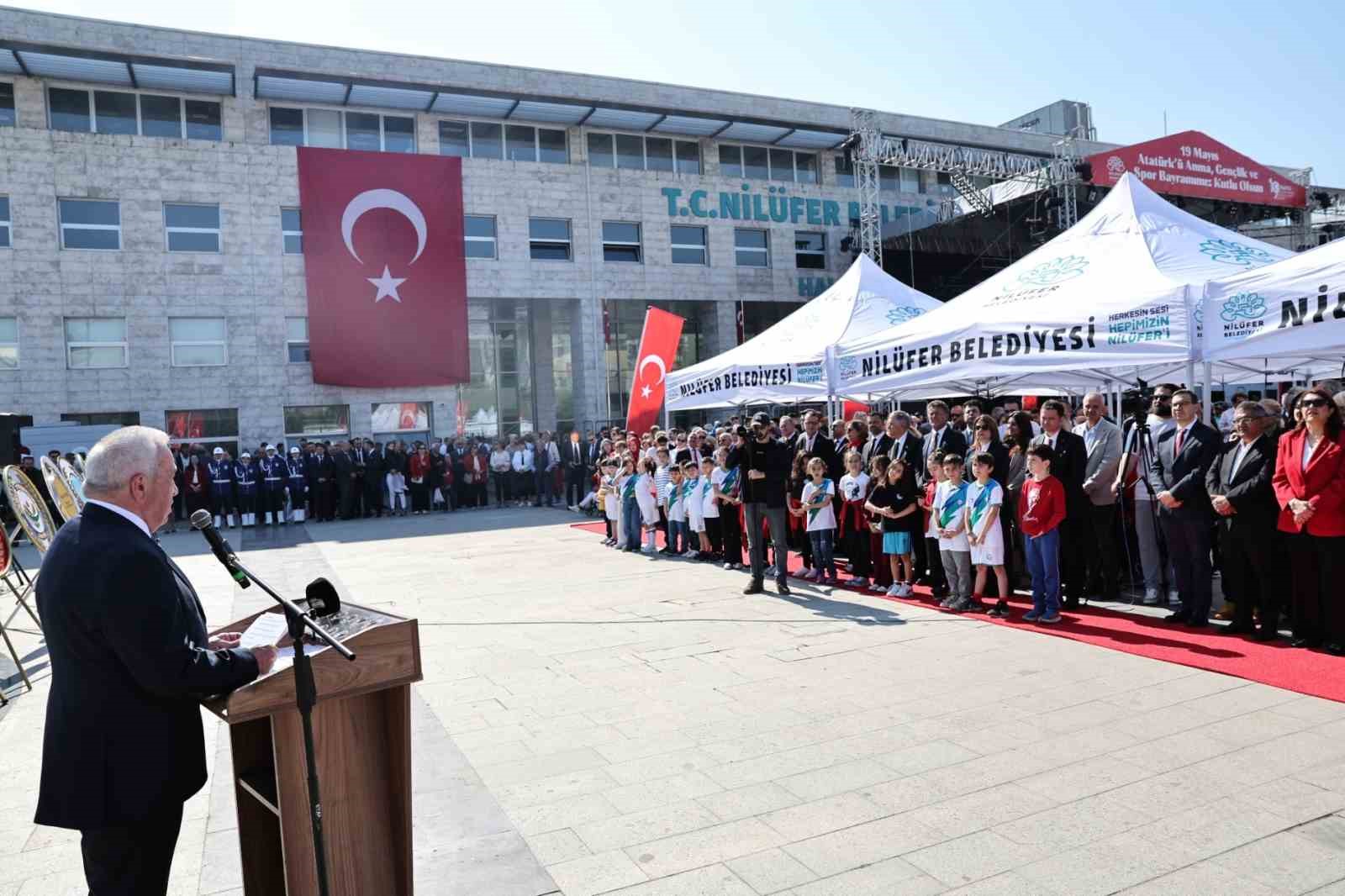 nilufer 19 mayisi cumhuriyet meydaninda karsiladi 4