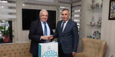 nilufer-belediye-baskani-ozdemirden-bursa-il-milli-egitim-muduru-cokgezere-ziyaret-UYdVEtOs.jpg