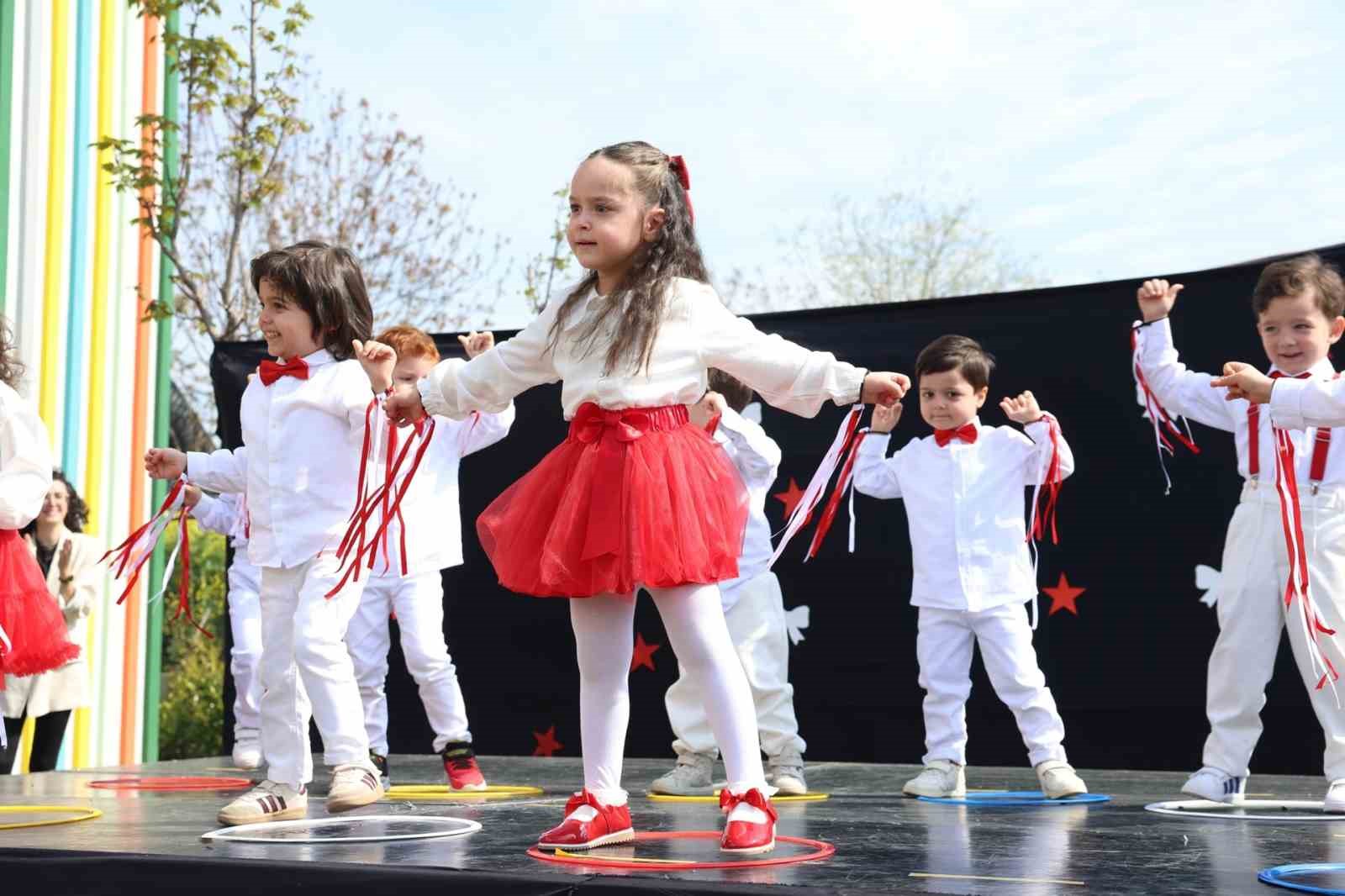 nilufer belediyesi kreslerinde 23 nisan nesesi 1