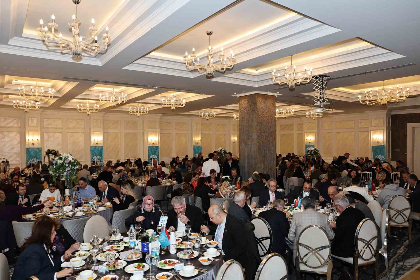 nilufer belediyesinden sehit ve gazi ailelerine vefa iftari 1 RHsO67mC