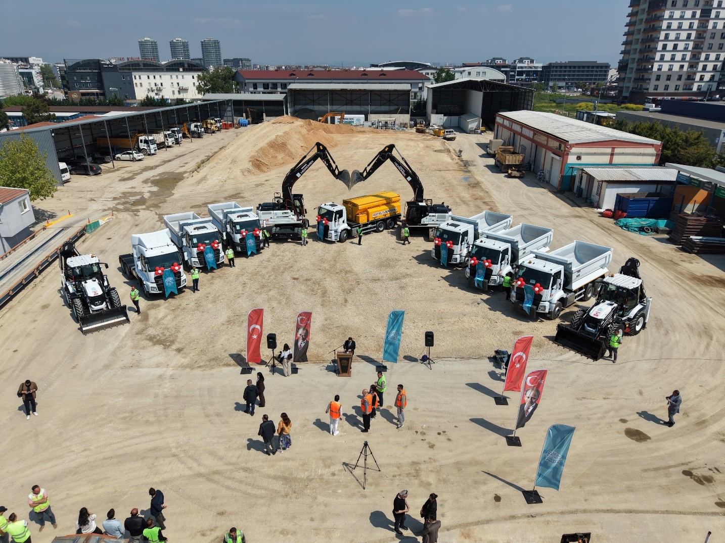 nilufer belediyesinin yeni araclari yollarda 0 zrtK8YU1