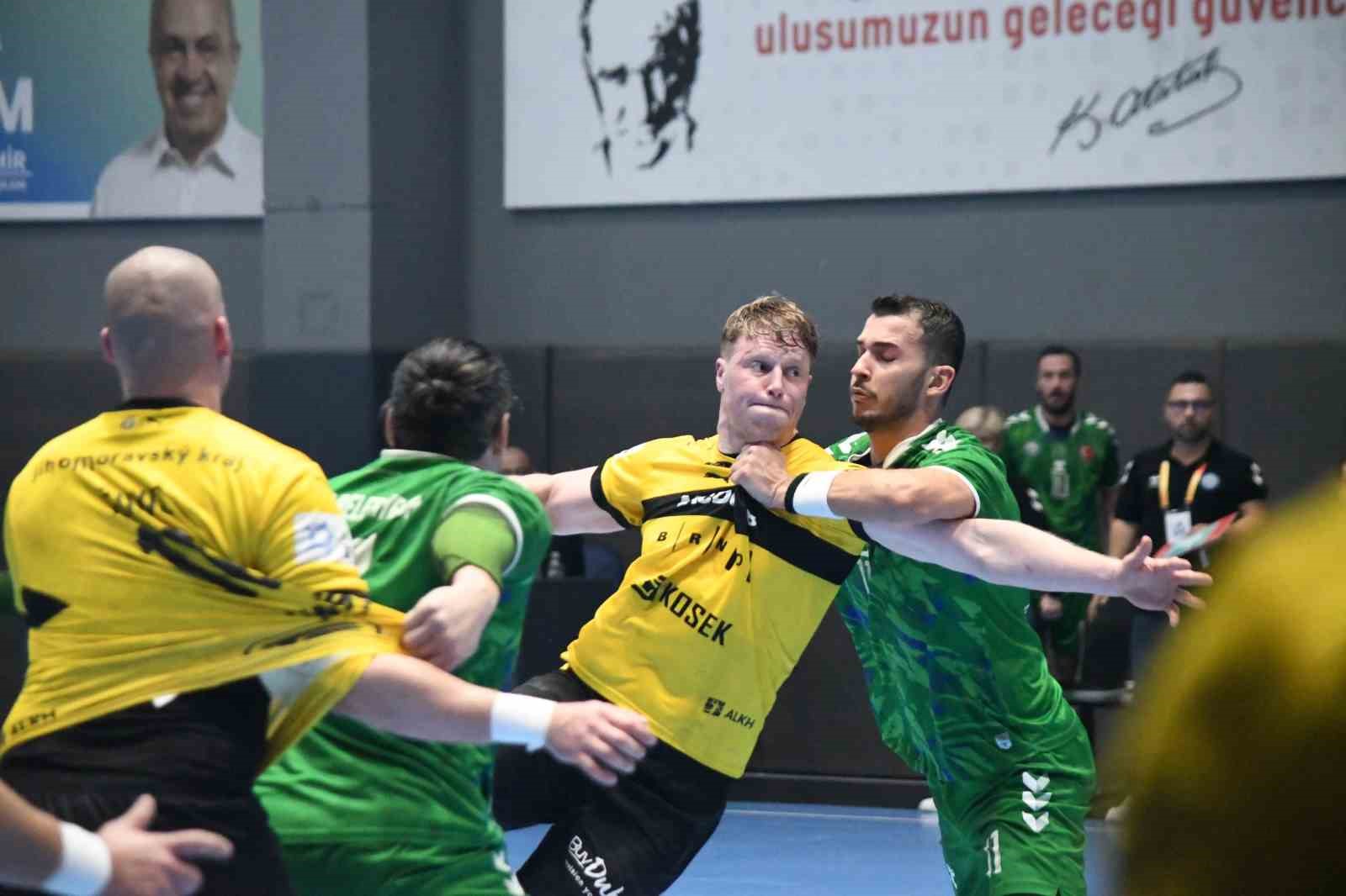 nilufer belediyespor avrupada ceyrek finale yukseldi 4 WTrPg99f